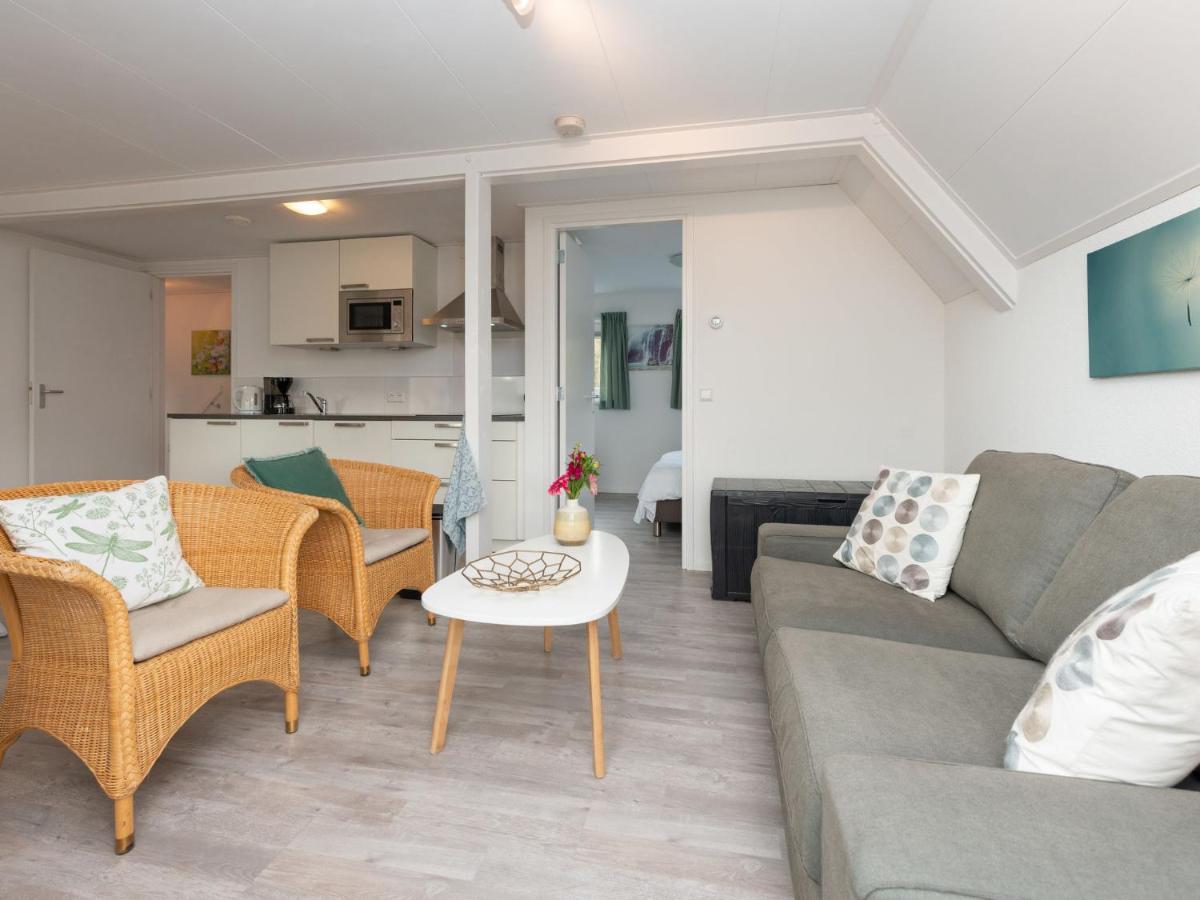 Quaint Apartment In Schoorl Near Tennis Court Экстерьер фото